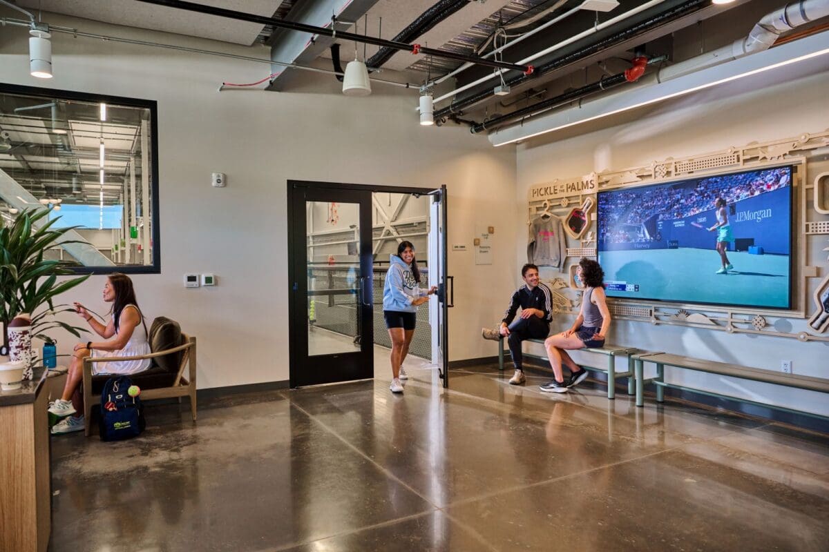 walk into lobby lower
